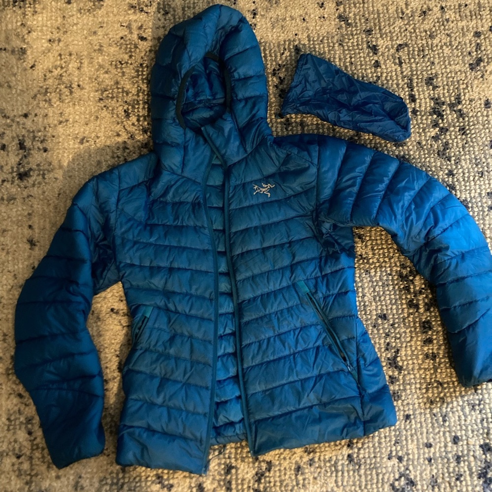 Arc’teryx down jacket